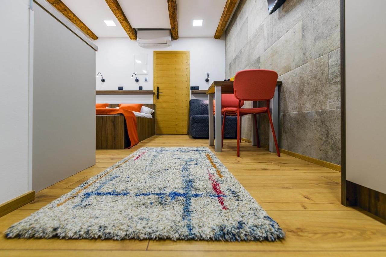 זאדאר Urban Apartments With Sauna מראה חיצוני תמונה